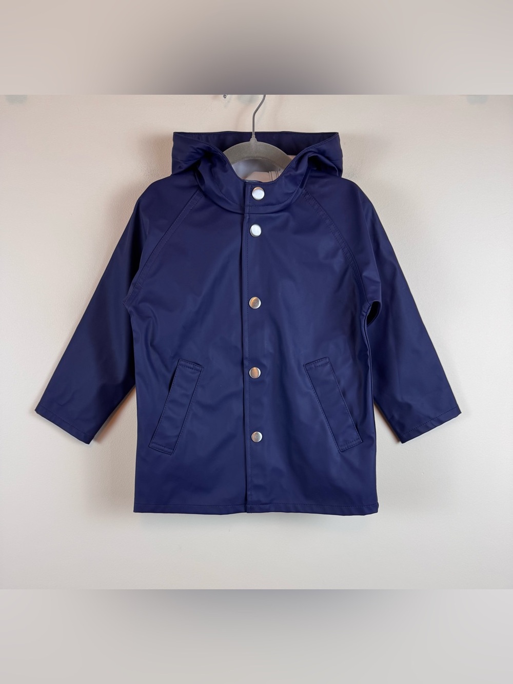 Primary Raincoat in Navy